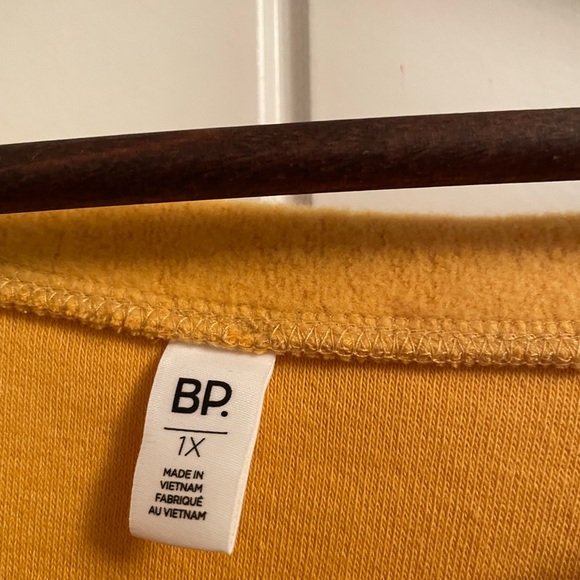Mustard colour sweater - Picture 4 of 5